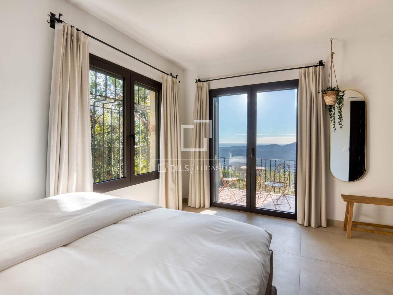 9 makuuhuone Huvila myytävänä paikassa Platja d'Aro mukana uima-altaan 
autotalli - 3 250 000 € (Ref: 9593111)