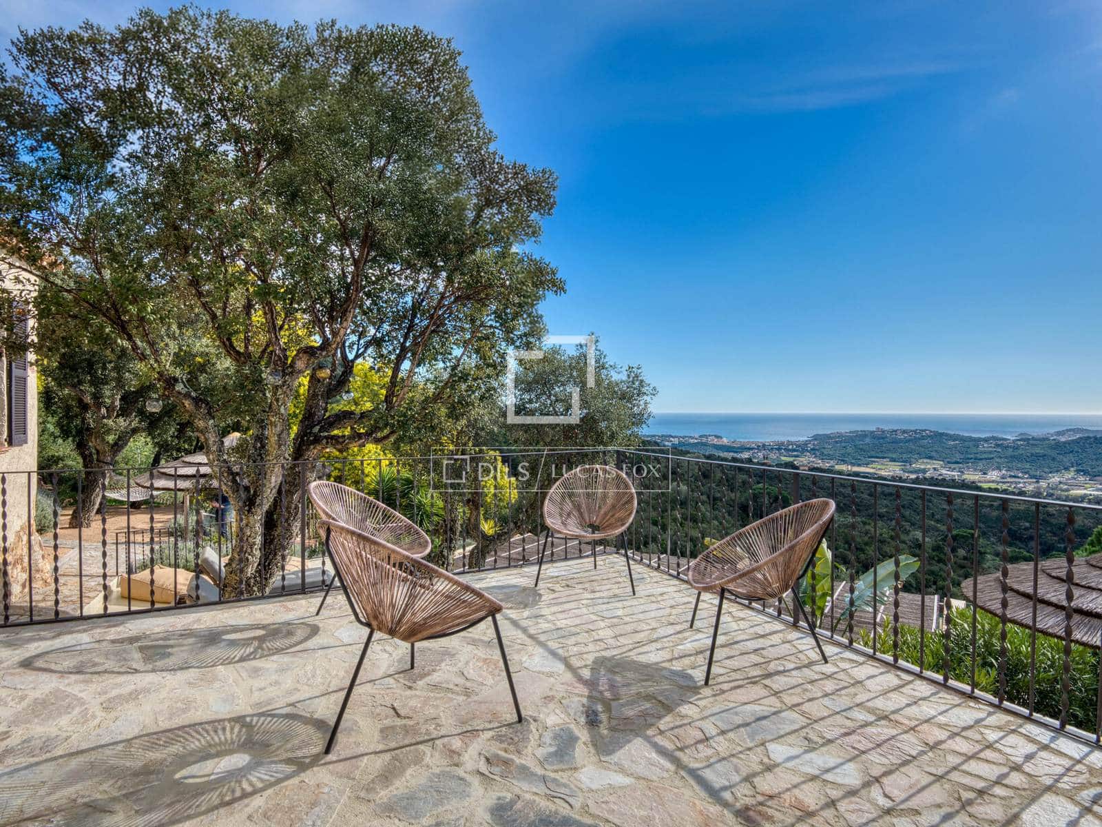 9 makuuhuone Huvila myytävänä paikassa Platja d'Aro mukana uima-altaan 
autotalli - 3 250 000 € (Ref: 9593111)