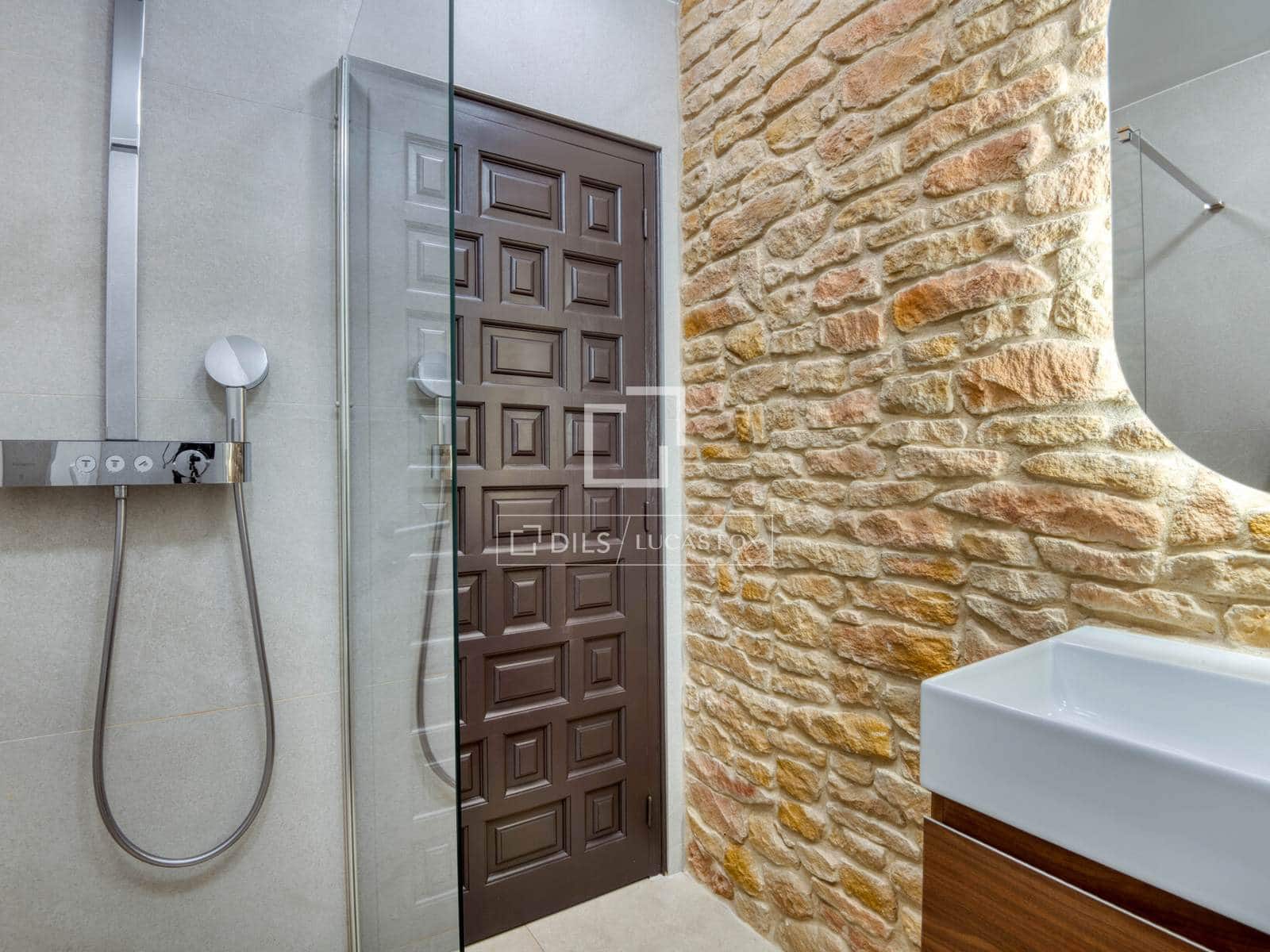 9 makuuhuone Huvila myytävänä paikassa Platja d'Aro mukana uima-altaan 
autotalli - 3 250 000 € (Ref: 9593111)