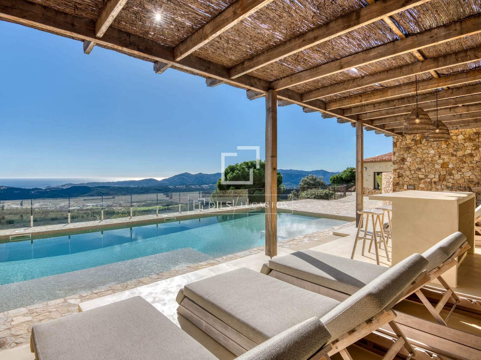 9 makuuhuone Huvila myytävänä paikassa Platja d'Aro mukana uima-altaan 
autotalli - 3 250 000 € (Ref: 9593111)