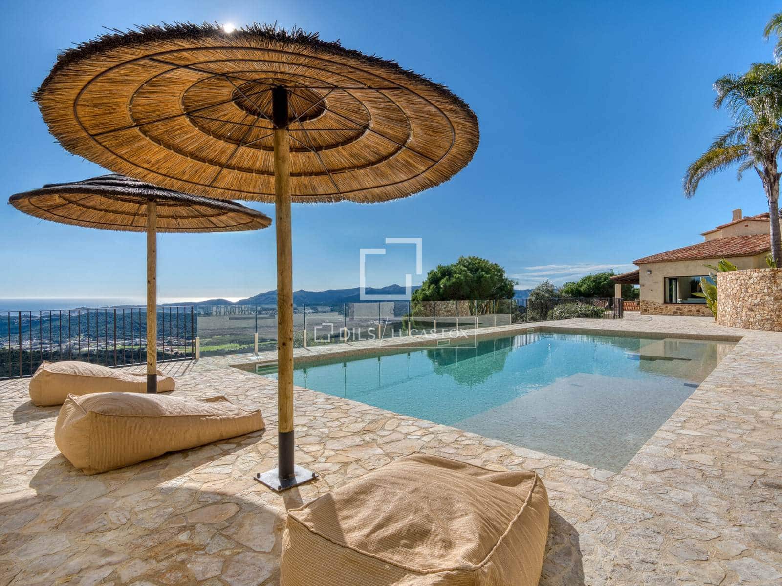 9 makuuhuone Huvila myytävänä paikassa Platja d'Aro mukana uima-altaan 
autotalli - 3 250 000 € (Ref: 9593111)