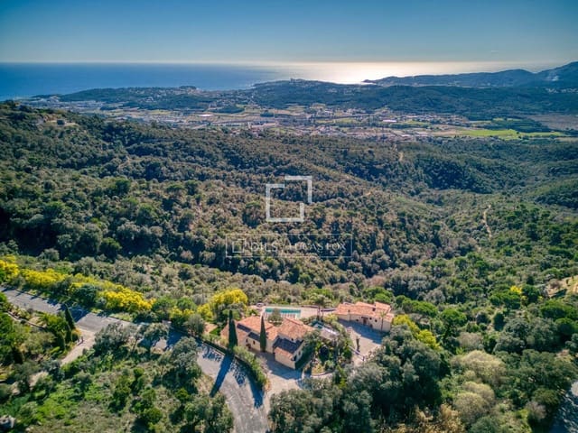 9 makuuhuone Huvila myytävänä paikassa Platja d'Aro, Castell-Platja d'Aro mukana uima-altaan 
autotalli - 3 250 000 € (Ref: 9593111)