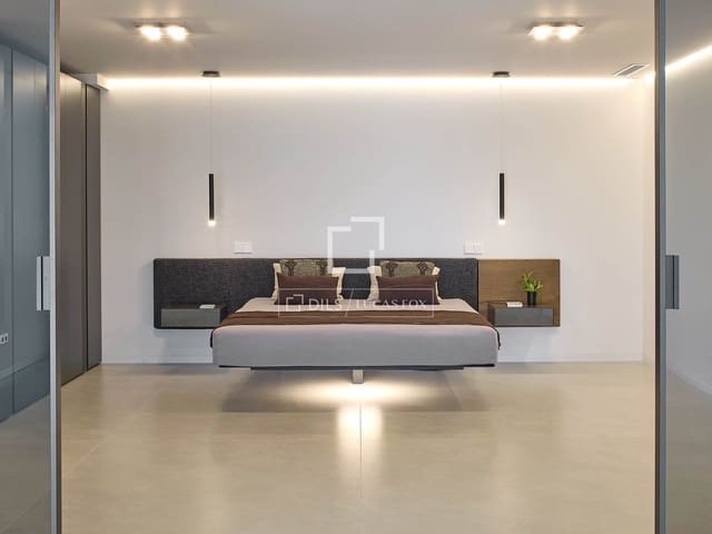 5 makuuhuone Huvila myytävänä paikassa Calonge i Sant Antoni mukana uima-altaan 
autotalli - 4 100 000 € (Ref: 9593112)