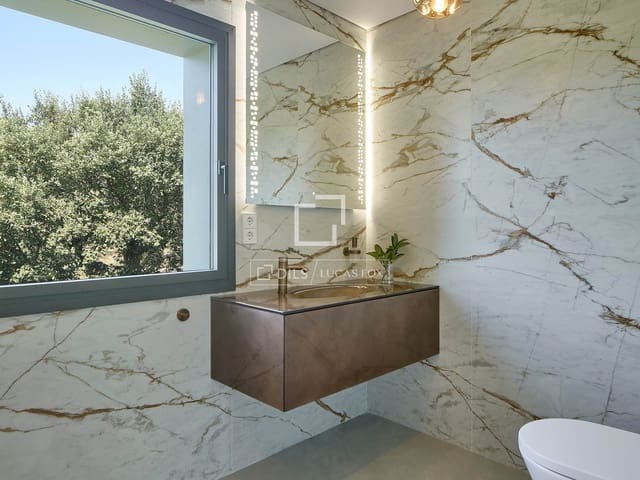 5 makuuhuone Huvila myytävänä paikassa Calonge i Sant Antoni mukana uima-altaan 
autotalli - 4 100 000 € (Ref: 9593112)