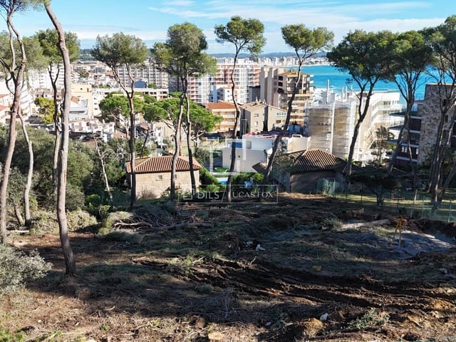 5 makuuhuone Huvila myytävänä paikassa Calonge i Sant Antoni mukana uima-altaan 
autotalli - 4 100 000 € (Ref: 9593112)