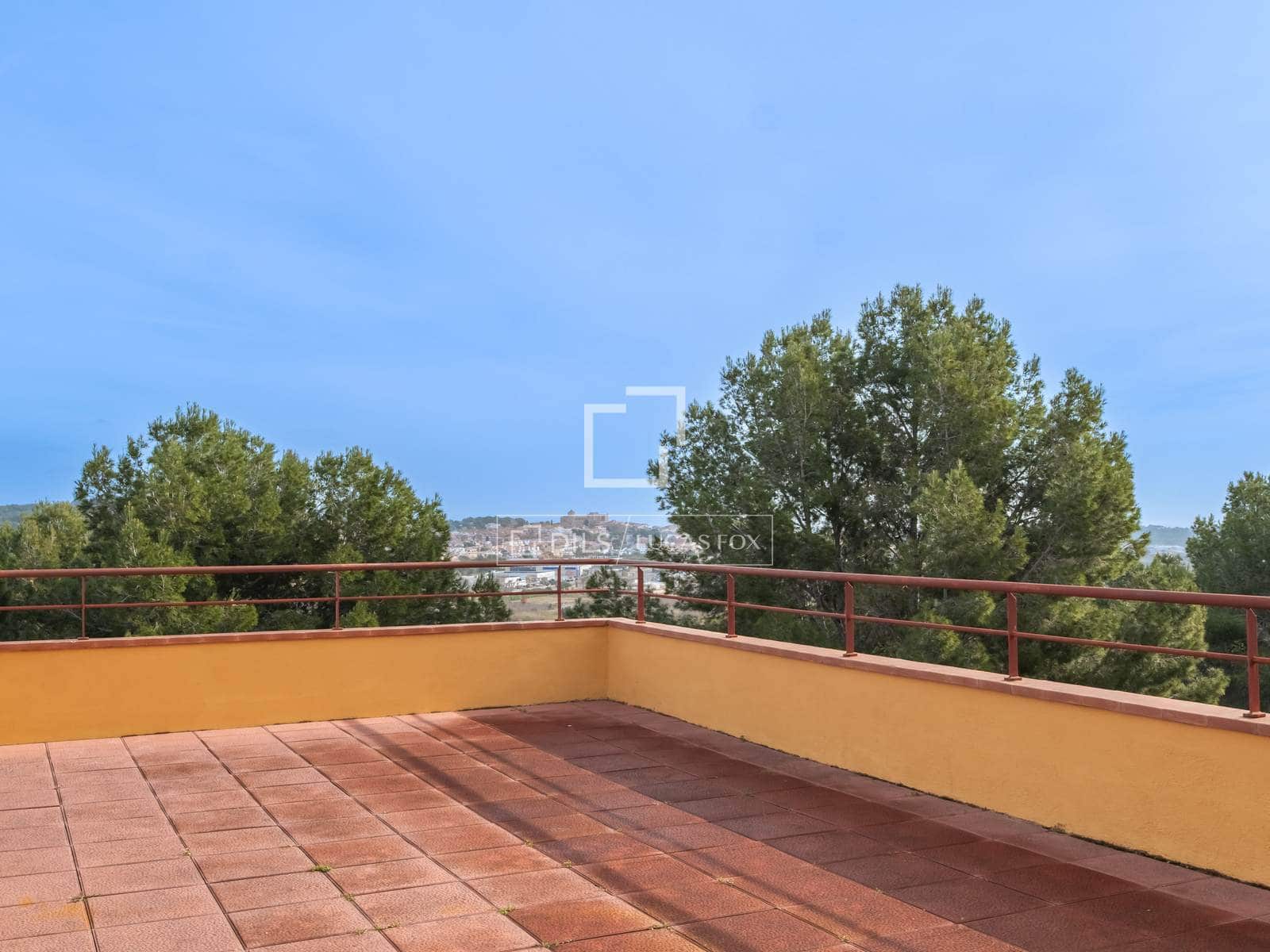 2 slaapkamer Villa te koop in Tarragona stad met zwembad garage - € 365.000 (Ref: 9593202)