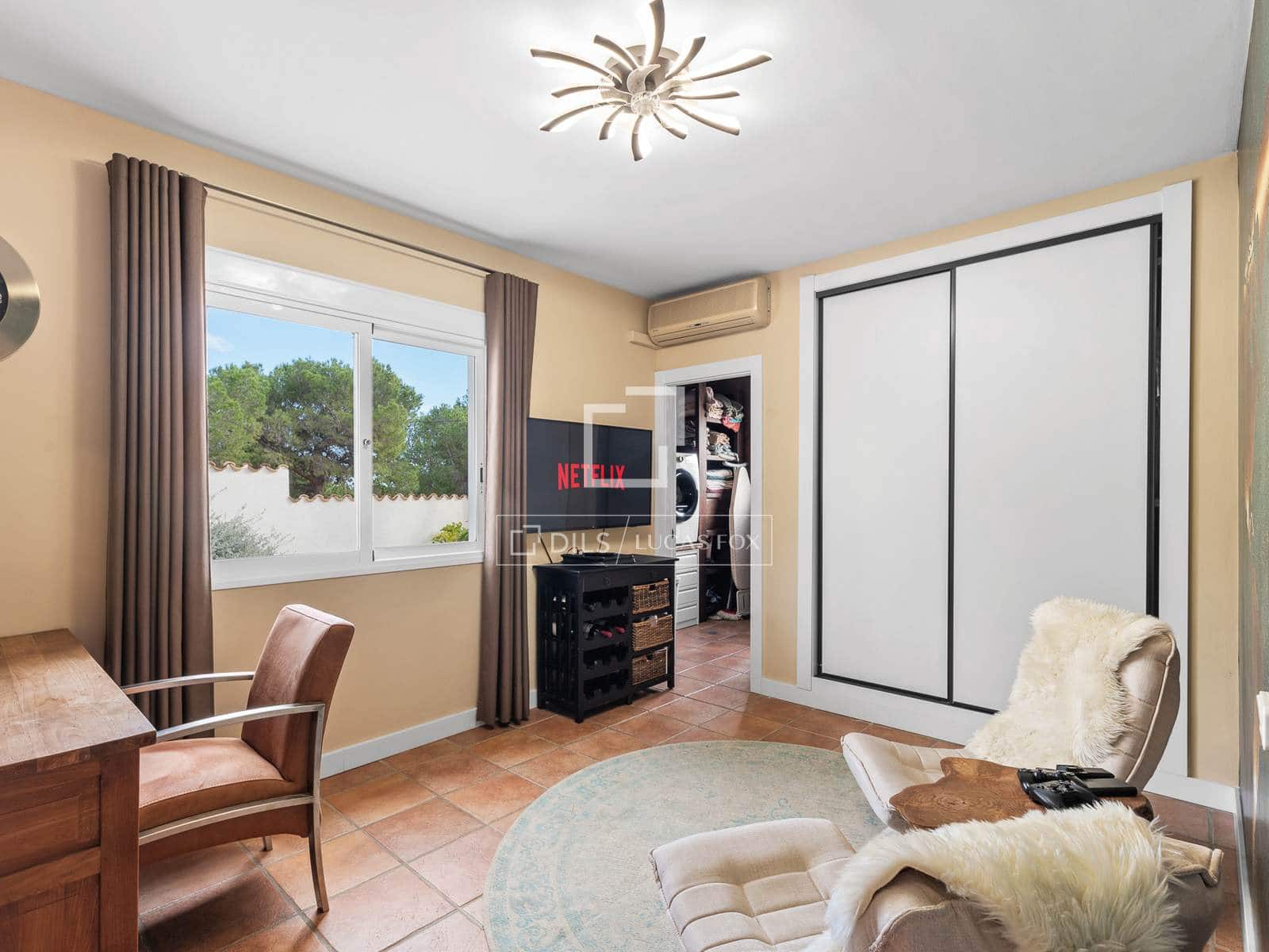 5 makuuhuone Huvila myytävänä paikassa Altea mukana uima-altaan 
autotalli - 949 000 € (Ref: 9593203)