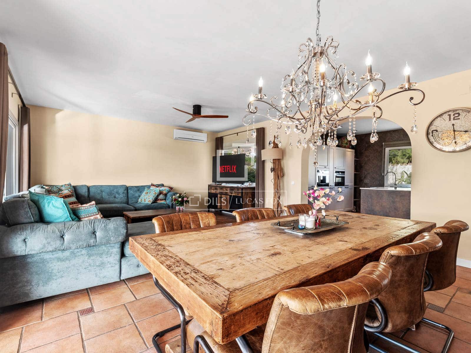 5 makuuhuone Huvila myytävänä paikassa Altea mukana uima-altaan 
autotalli - 949 000 € (Ref: 9593203)