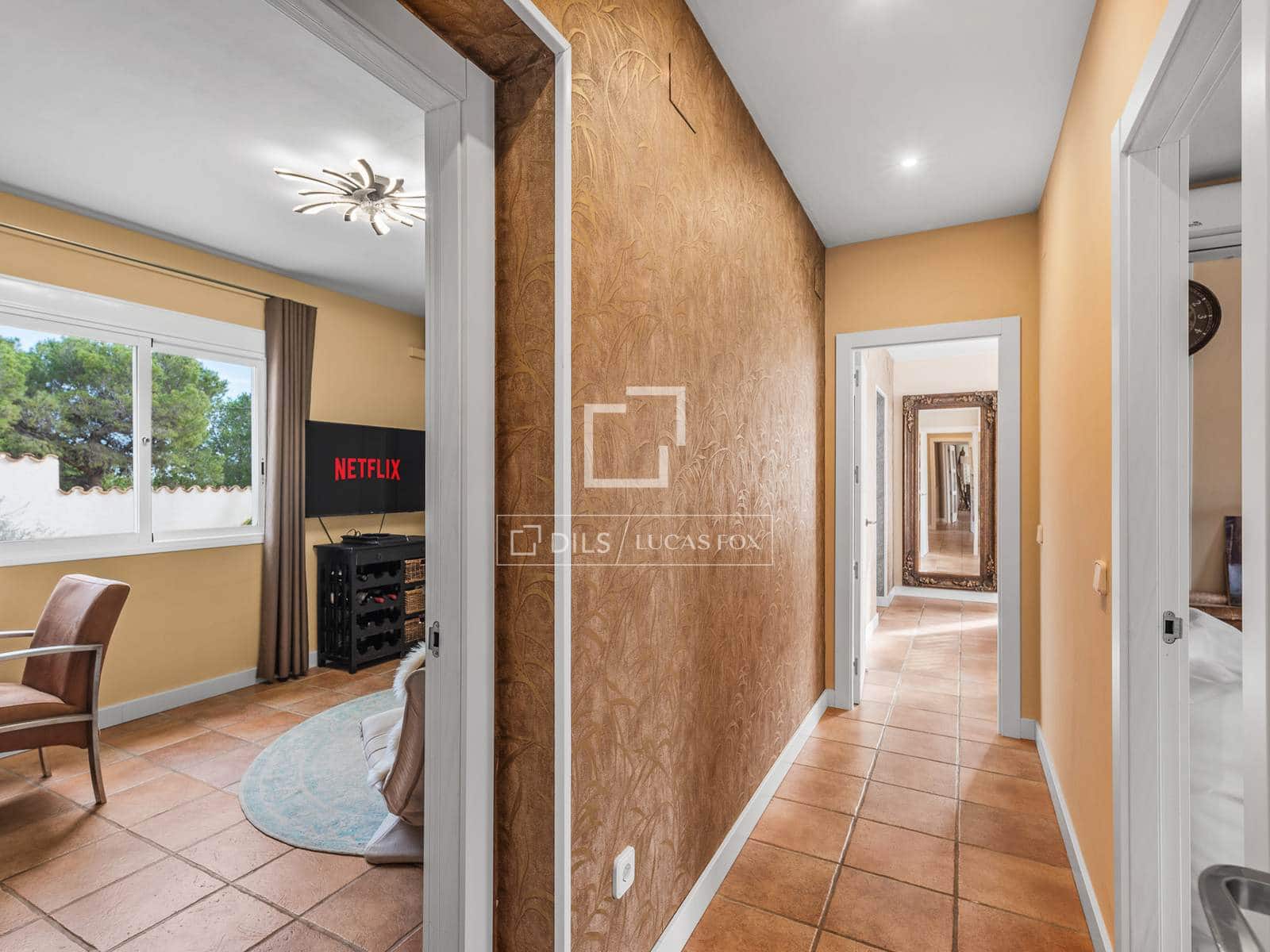 5 makuuhuone Huvila myytävänä paikassa Altea mukana uima-altaan 
autotalli - 949 000 € (Ref: 9593203)