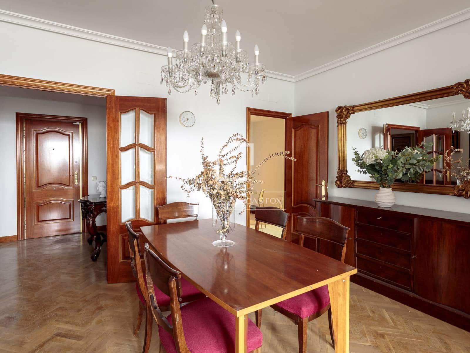 3 slaapkamer Appartement te huur in Madrid stad - € 2.800 (Ref: 9593204)