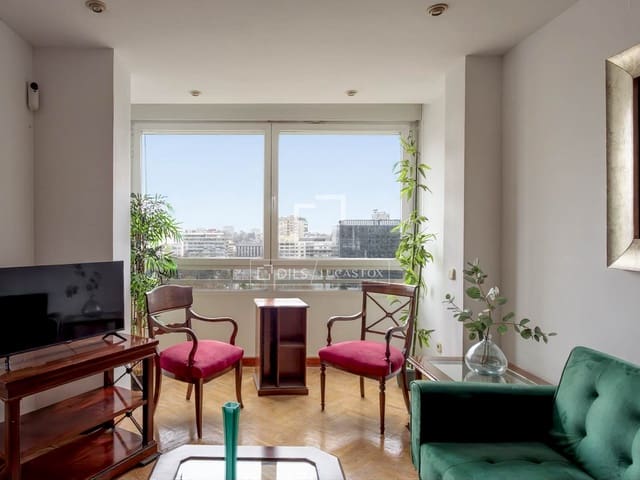 3 slaapkamer Appartement te huur in Cuatro Caminos, Madrid stad - € 2.800 (Ref: 9593204)