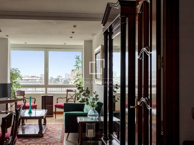 3 slaapkamer Appartement te huur in Cuatro Caminos, Madrid stad - € 2.800 (Ref: 9593204)