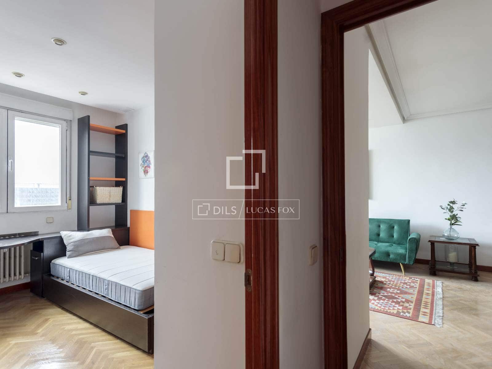 3 slaapkamer Appartement te huur in Madrid stad - € 2.800 (Ref: 9593204)