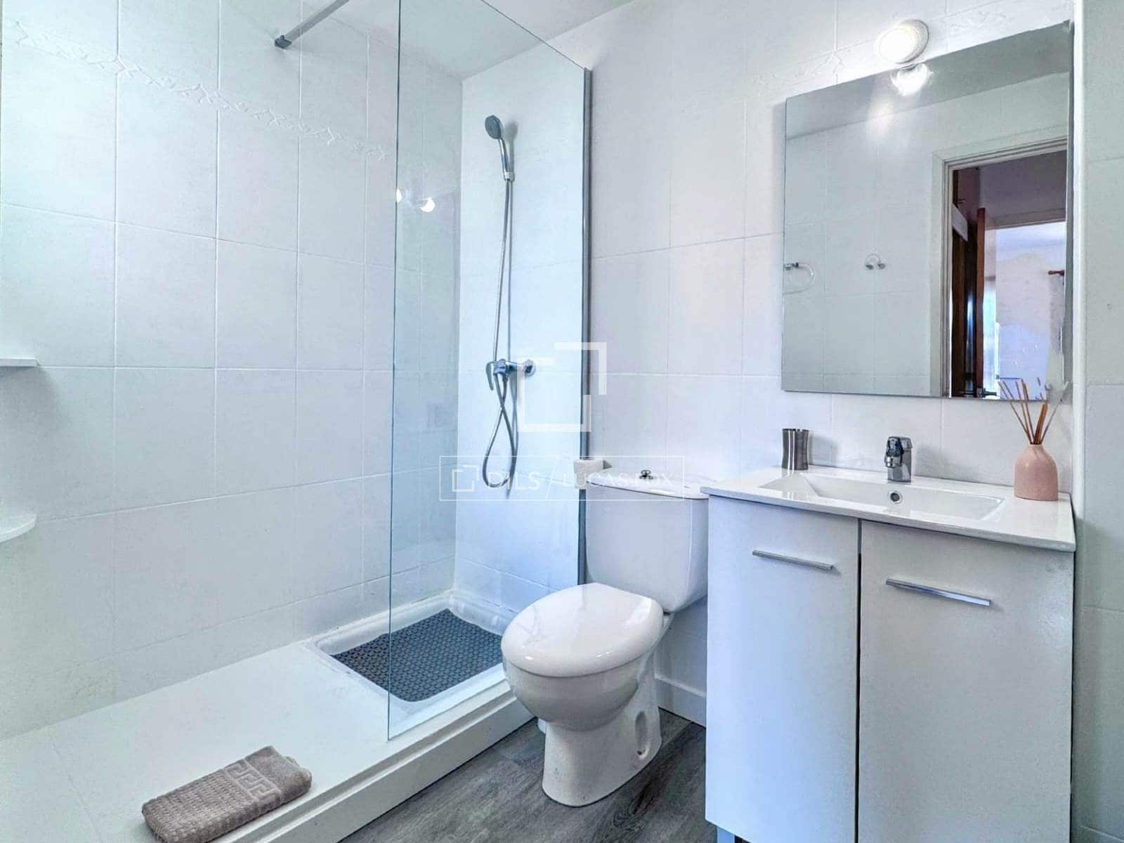 1 makuuhuone Huoneisto myytävänä paikassa Ciutadella de Menorca mukana uima-altaan - 280 000 € (Ref: 9593205)