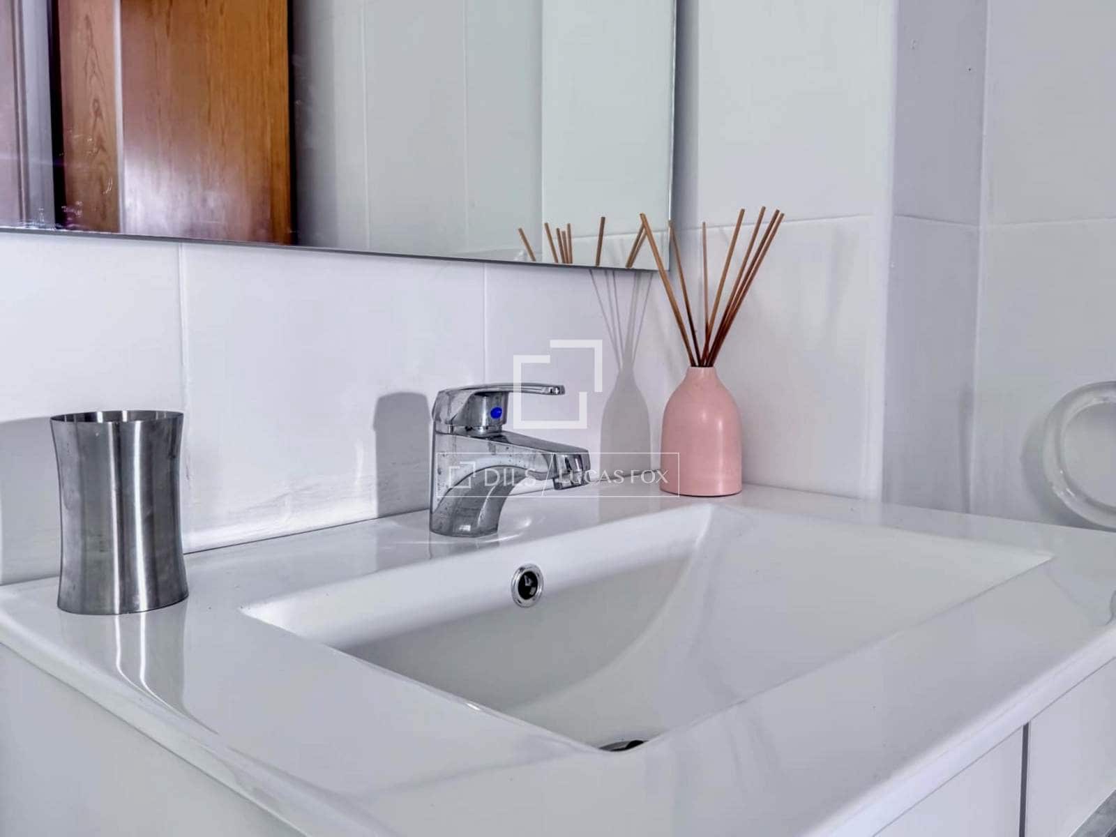 1 makuuhuone Huoneisto myytävänä paikassa Ciutadella de Menorca mukana uima-altaan - 280 000 € (Ref: 9593205)