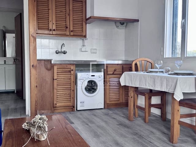 1 makuuhuone Huoneisto myytävänä paikassa Ciutadella de Menorca mukana uima-altaan - 280 000 € (Ref: 9593205)