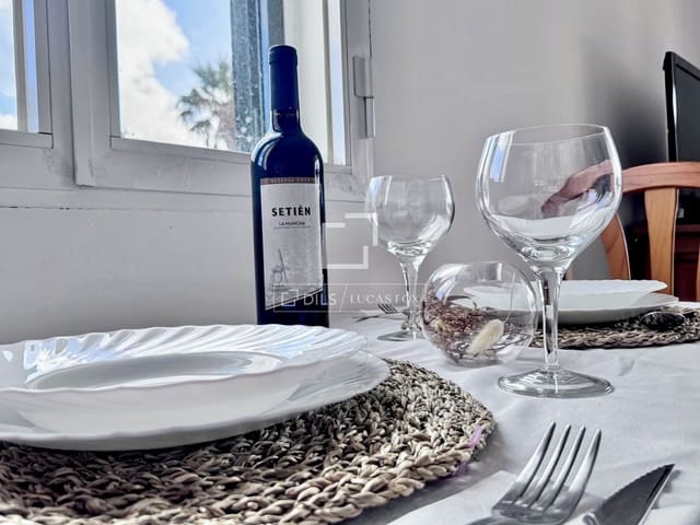 1 makuuhuone Huoneisto myytävänä paikassa Ciutadella de Menorca mukana uima-altaan - 280 000 € (Ref: 9593205)