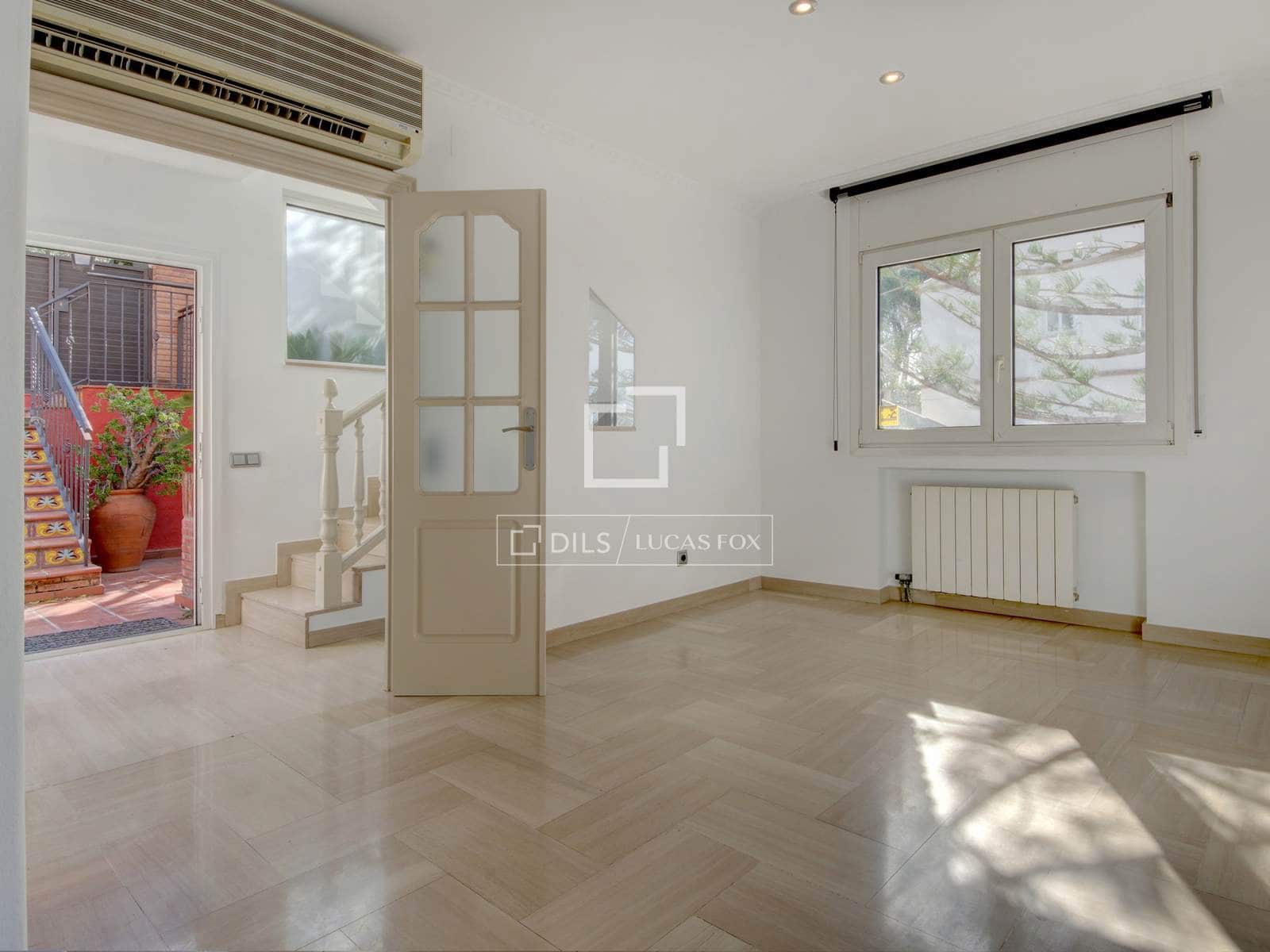 4 slaapkamer Villa te huur in Esplugues de Llobregat met zwembad garage - € 4.100 (Ref: 9593207)