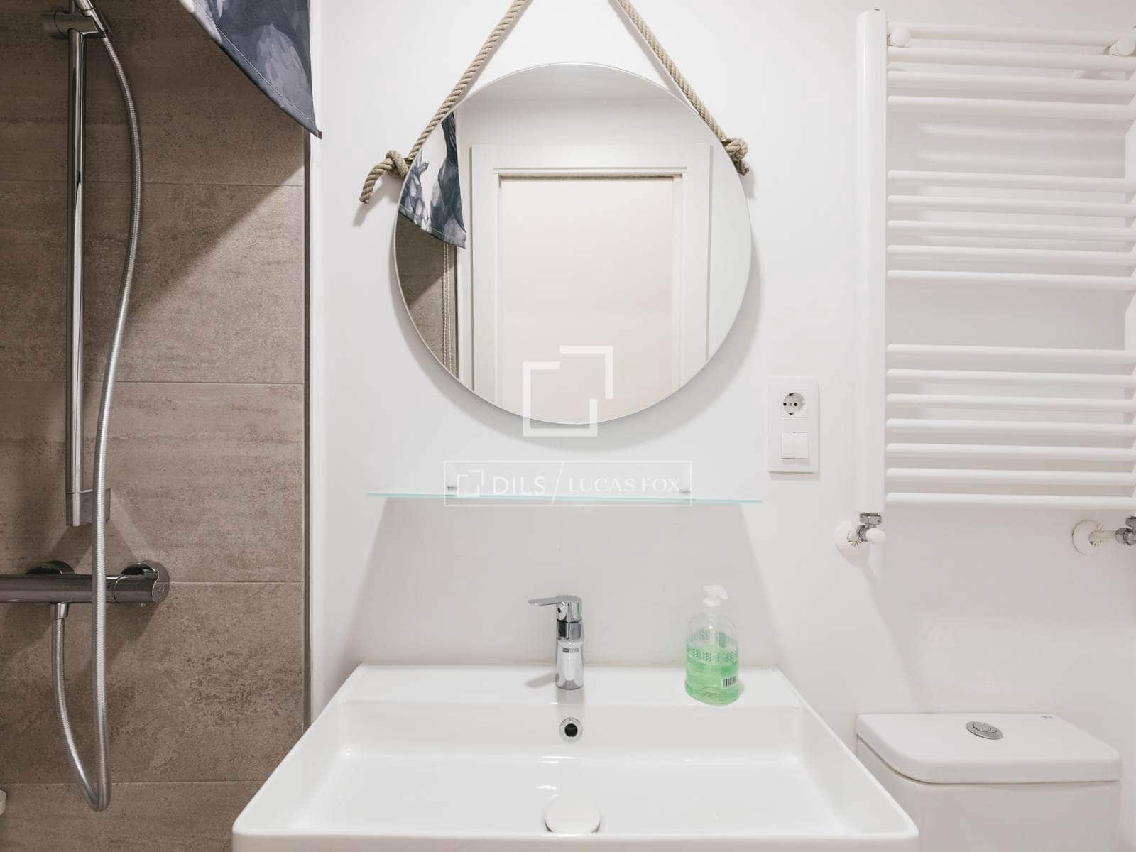 Appartement de 1 chambre à louer à Madrid ville - 3 000 € (Ref: 9596503)