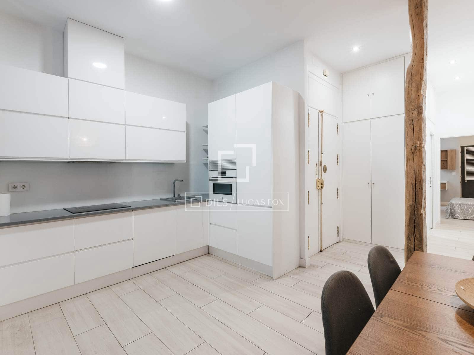 Appartement de 1 chambre à louer à Madrid ville - 3 000 € (Ref: 9596503)