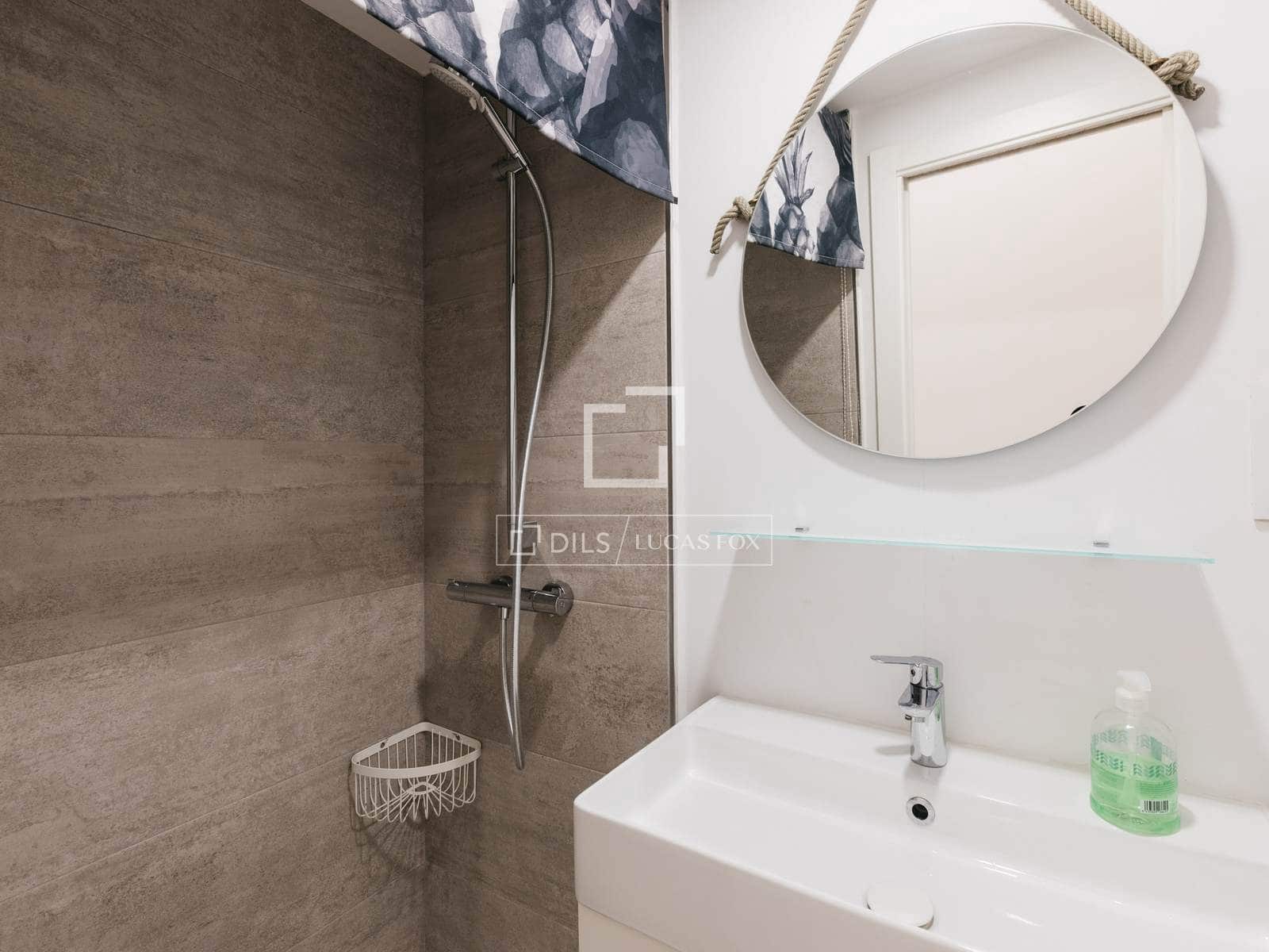 Appartement de 1 chambre à louer à Madrid ville - 3 000 € (Ref: 9596503)