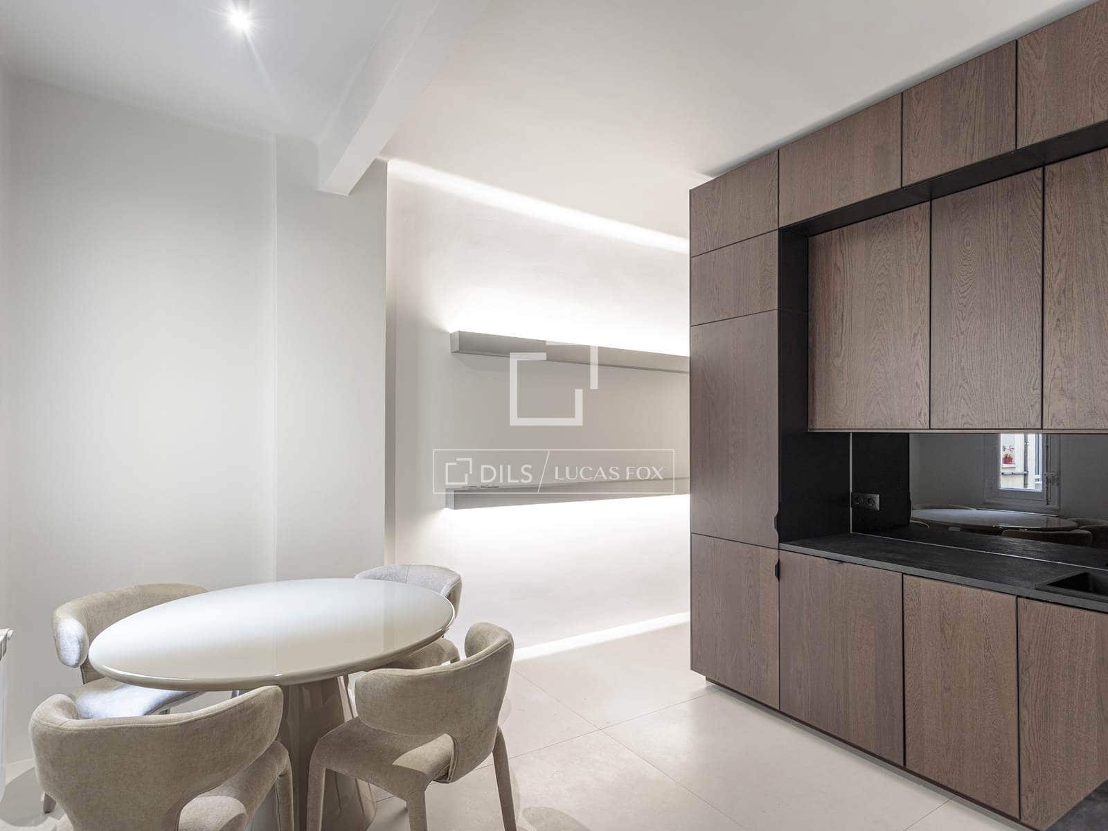 Apartamento de 2 habitaciones en Madrid ciudad en alquiler - 3.100 € (Ref: 9596504)