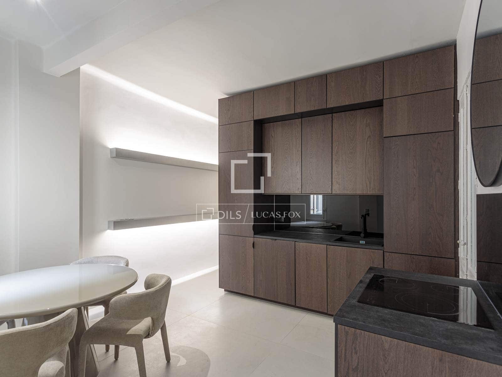 Apartamento de 2 habitaciones en Madrid ciudad en alquiler - 3.100 € (Ref: 9596504)