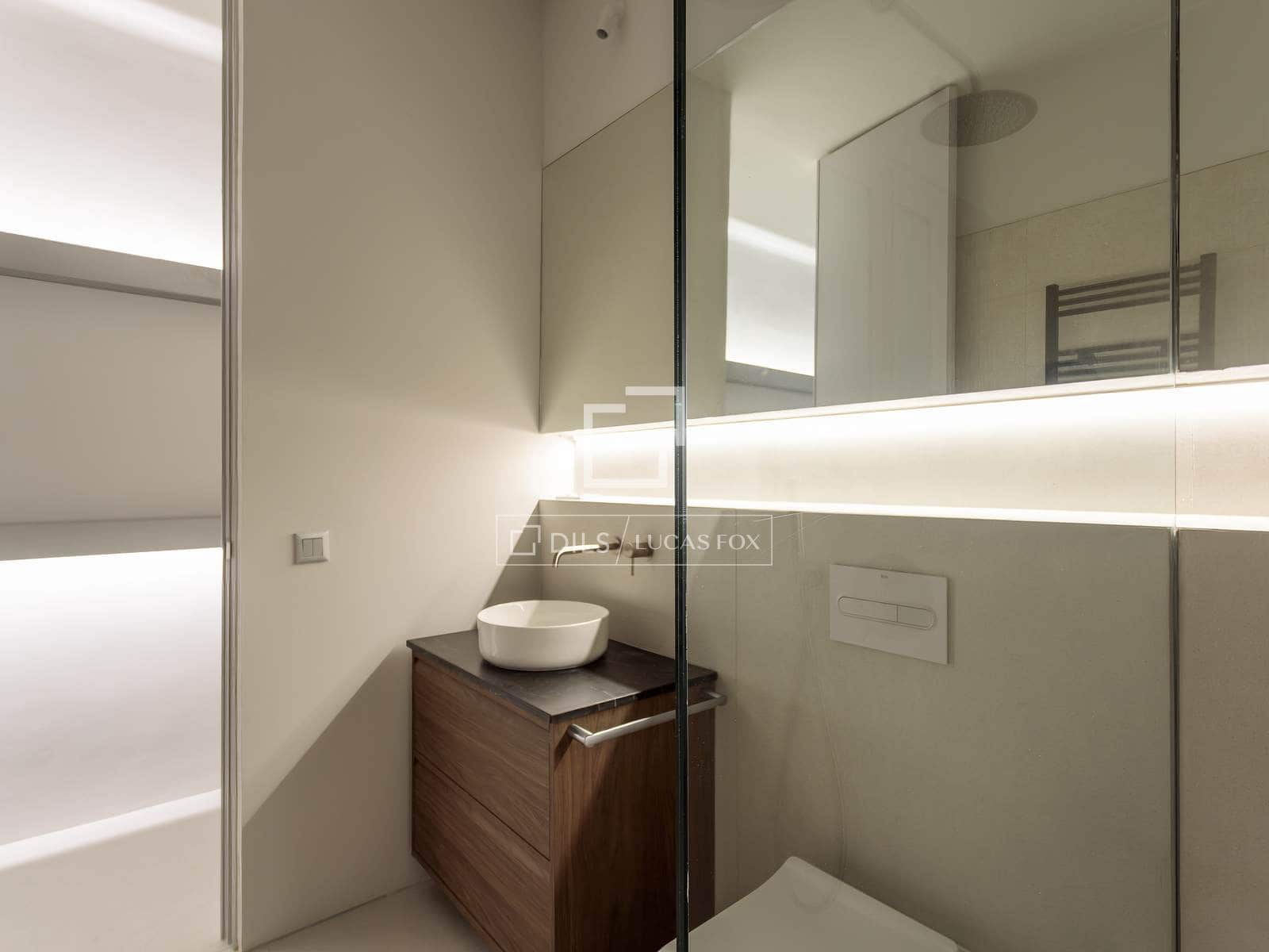 Apartamento de 2 habitaciones en Madrid ciudad en alquiler - 3.100 € (Ref: 9596504)