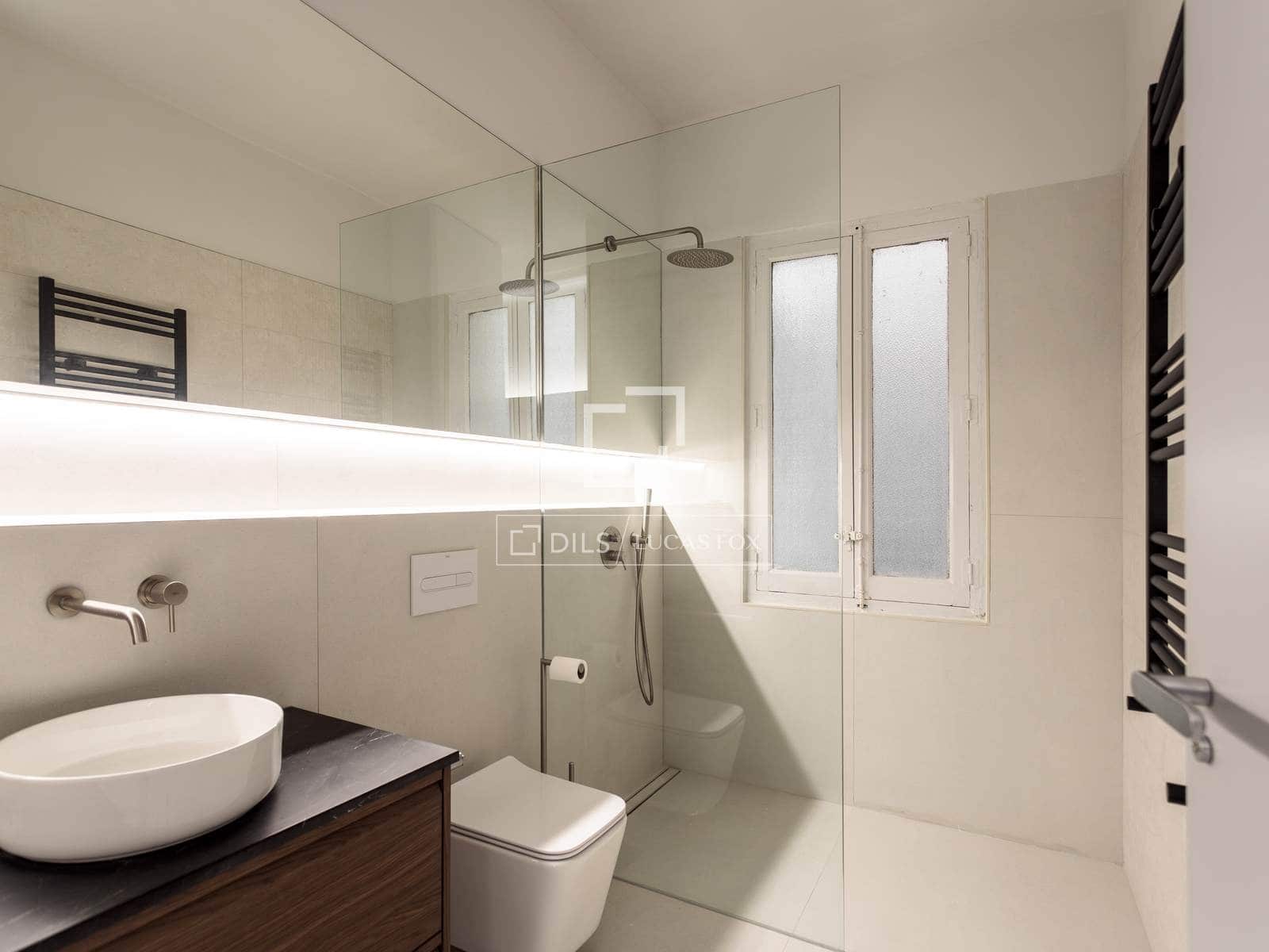 Apartamento de 2 habitaciones en Madrid ciudad en alquiler - 3.100 € (Ref: 9596504)