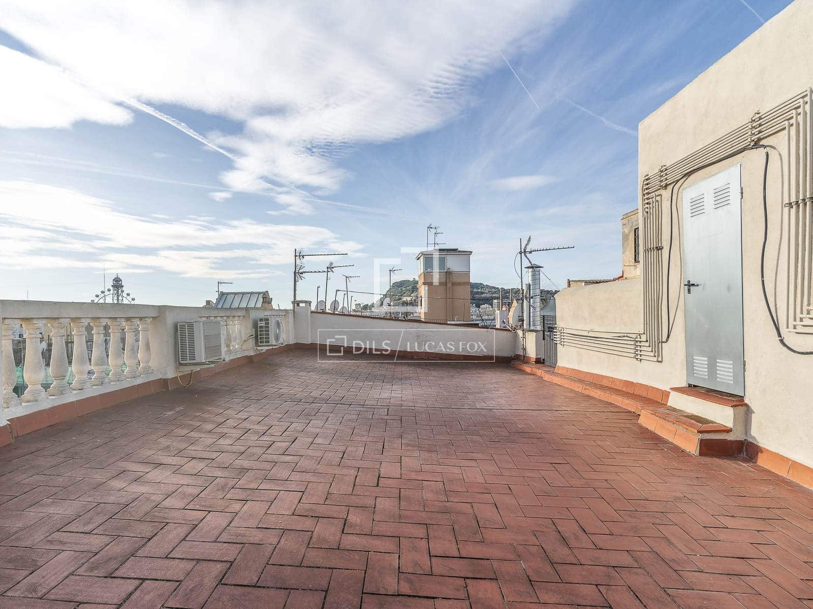 Ático de 2 habitaciones en Barcelona ciudad en venta - 895.000 € (Ref: 9598084)