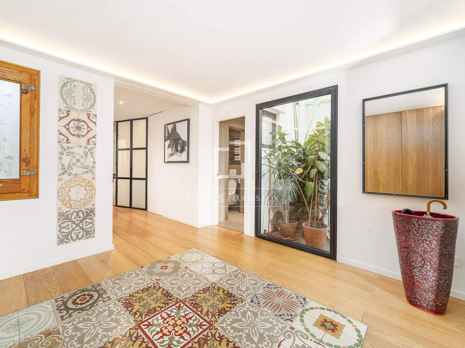 Ático de 2 habitaciones en Barcelona ciudad en venta - 895.000 € (Ref: 9598084)