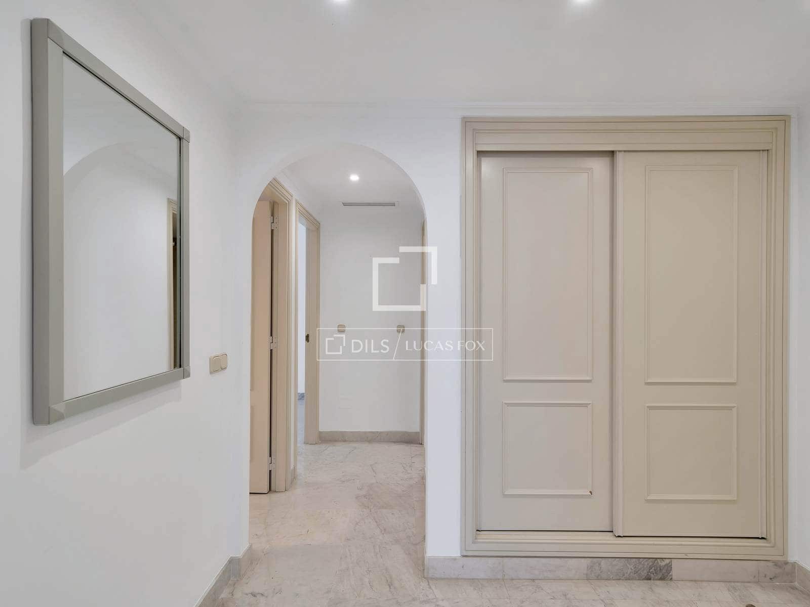 3 bedroom Apartment for sale in Marbella with pool garage - € 995,000 (Ref: 9598085)