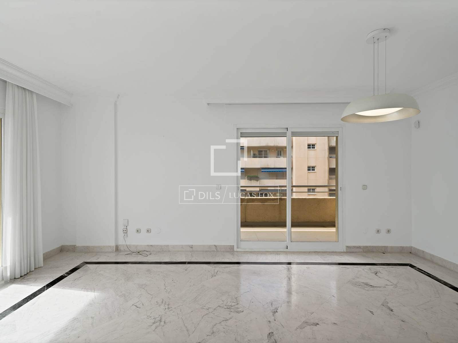 3 bedroom Apartment for sale in Marbella with pool garage - € 995,000 (Ref: 9598085)