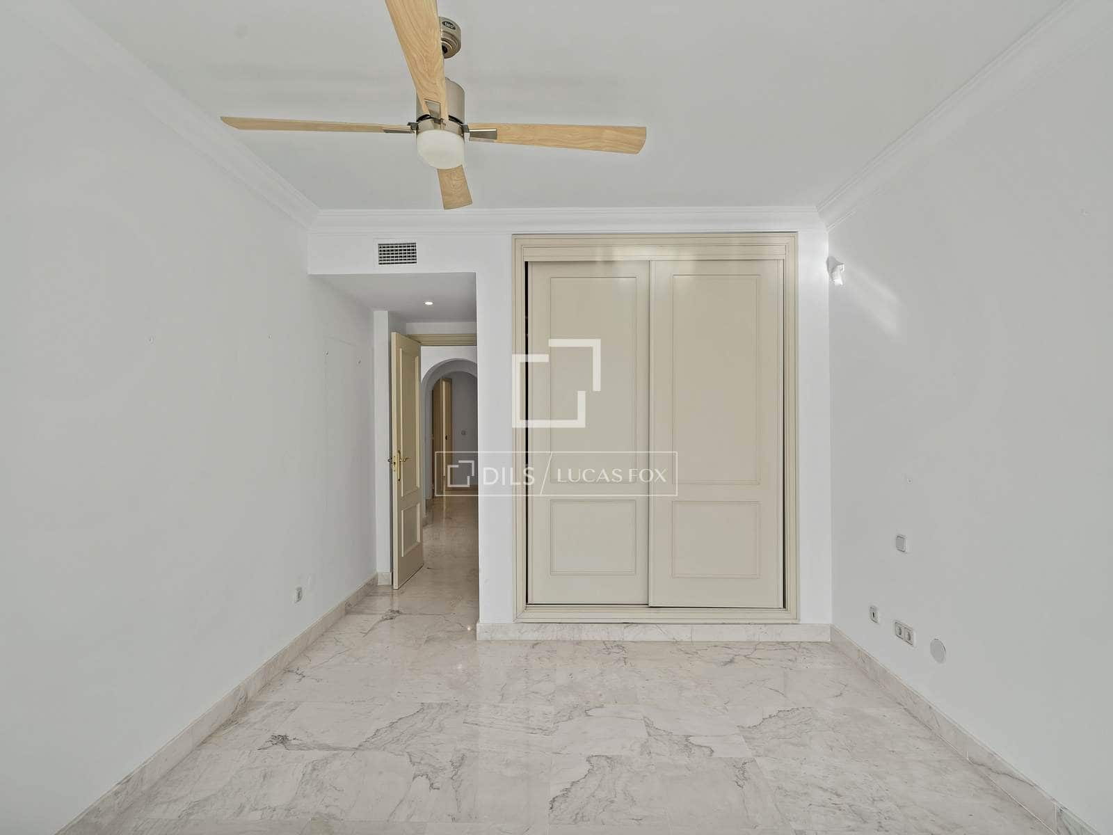 3 bedroom Apartment for sale in Marbella with pool garage - € 995,000 (Ref: 9598085)