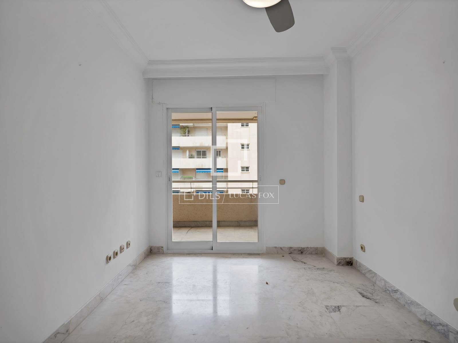 3 bedroom Apartment for sale in Marbella with pool garage - € 995,000 (Ref: 9598085)