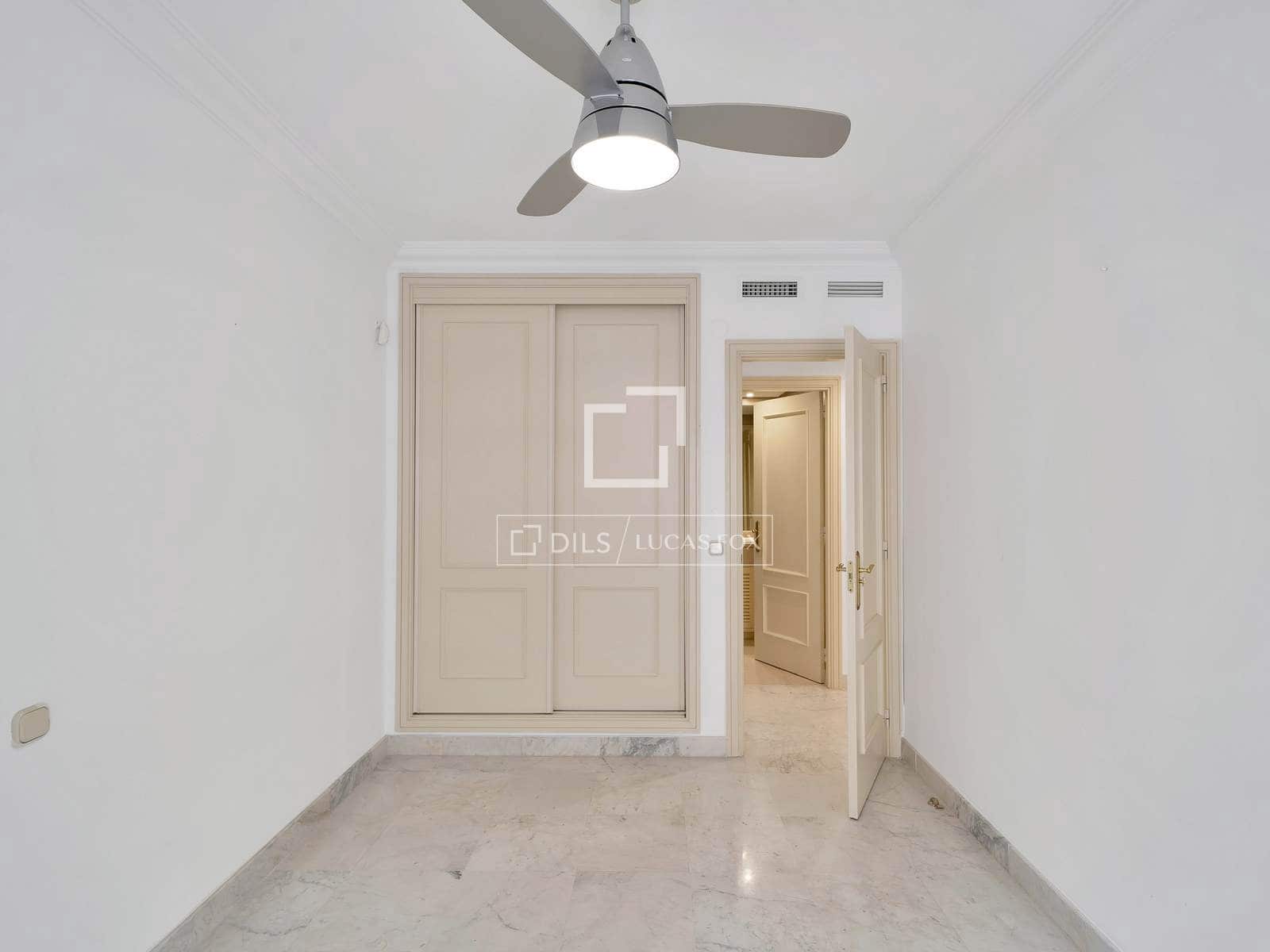 3 bedroom Apartment for sale in Marbella with pool garage - € 995,000 (Ref: 9598085)