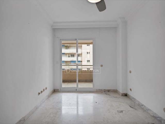 3 bedroom Apartment for sale in Marbella with pool garage - € 995,000 (Ref: 9598085)