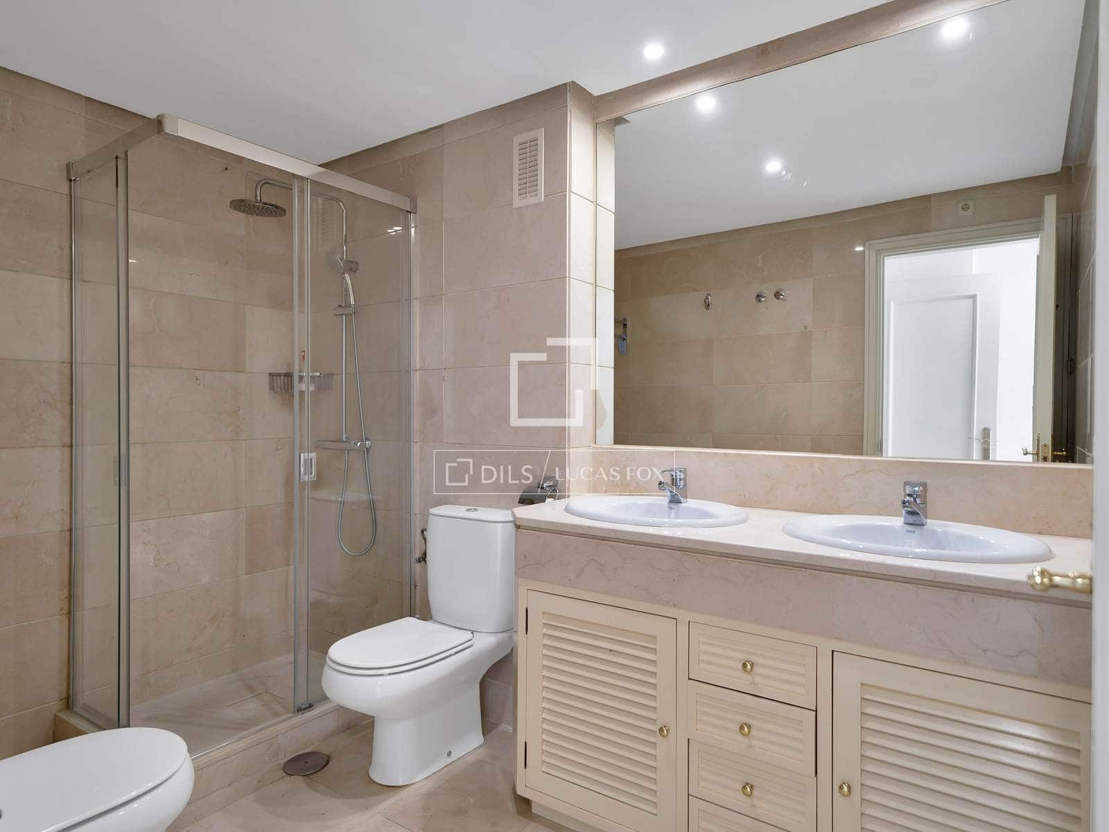 3 bedroom Apartment for sale in Marbella with pool garage - € 995,000 (Ref: 9598085)