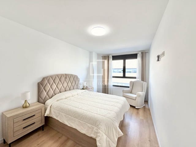 4 sovrum Lägenhet till salu i Alicante stad med garage - 449 000 € (Ref: 9598174)