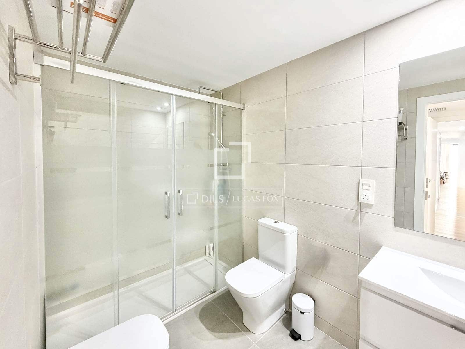 4 sovrum Lägenhet till salu i Alicante stad med garage - 449 000 € (Ref: 9598174)