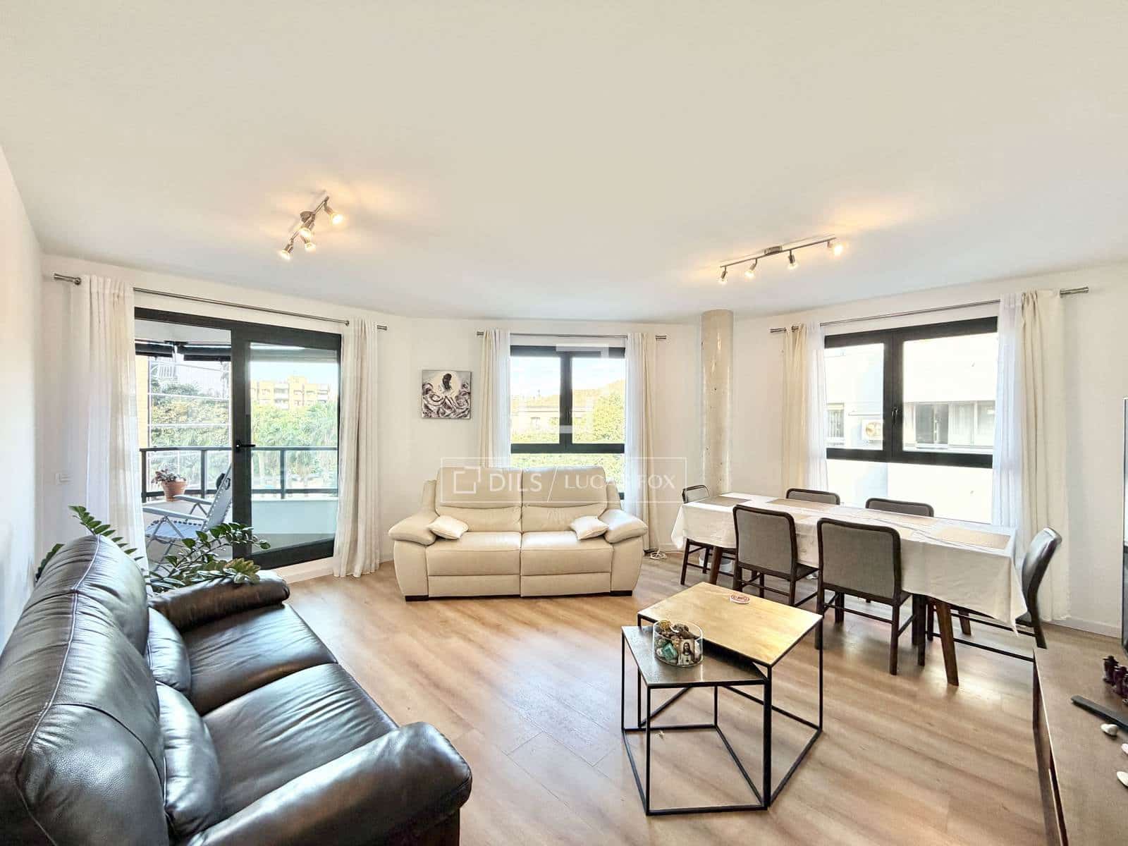 4 sovrum Lägenhet till salu i Alicante stad med garage - 449 000 € (Ref: 9598174)