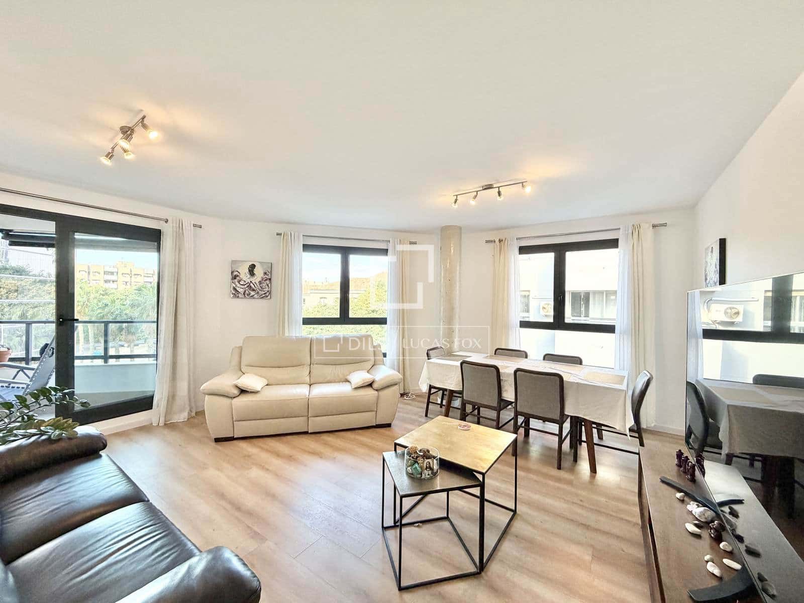 4 sovrum Lägenhet till salu i Alicante stad med garage - 449 000 € (Ref: 9598174)