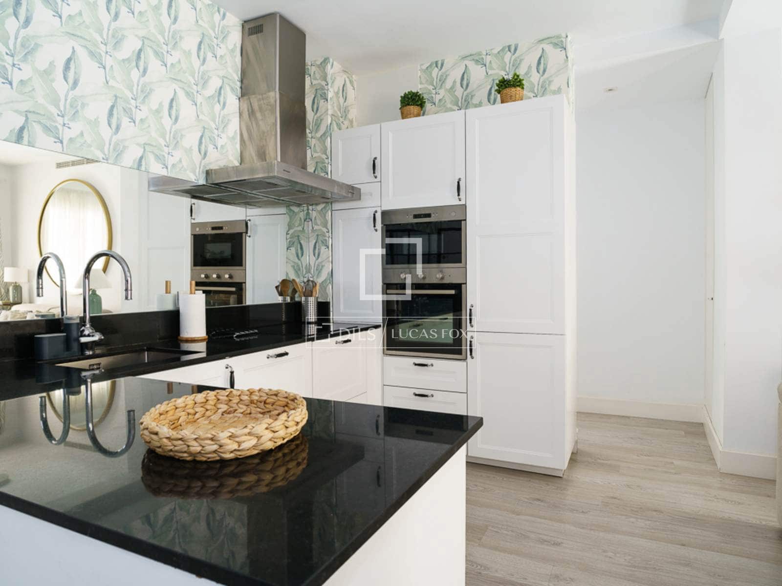 Apartamento de 2 habitaciones en Madrid ciudad en alquiler - 5.800 € (Ref: 9598176)