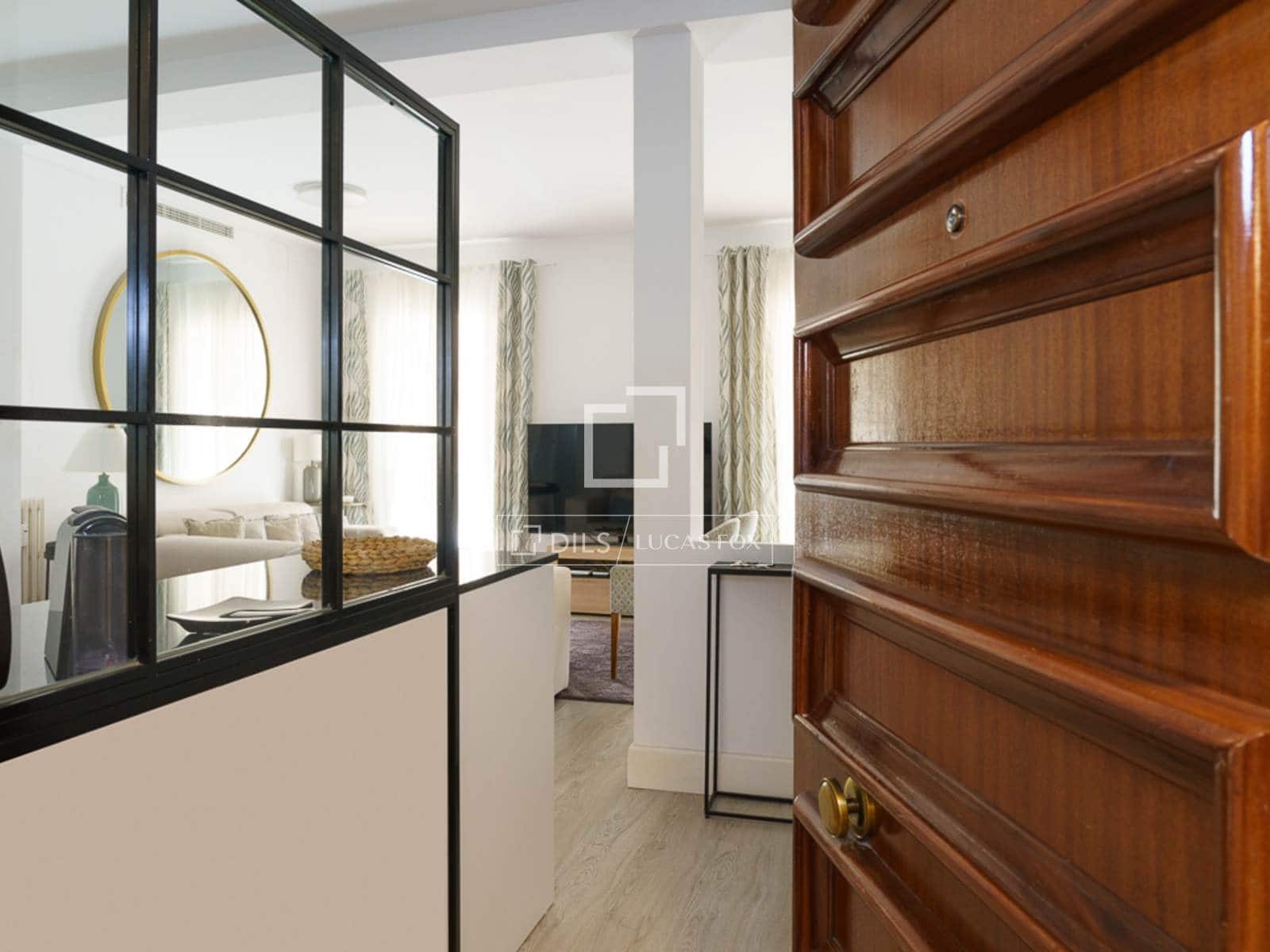 Apartamento de 2 habitaciones en Madrid ciudad en alquiler - 5.800 € (Ref: 9598176)