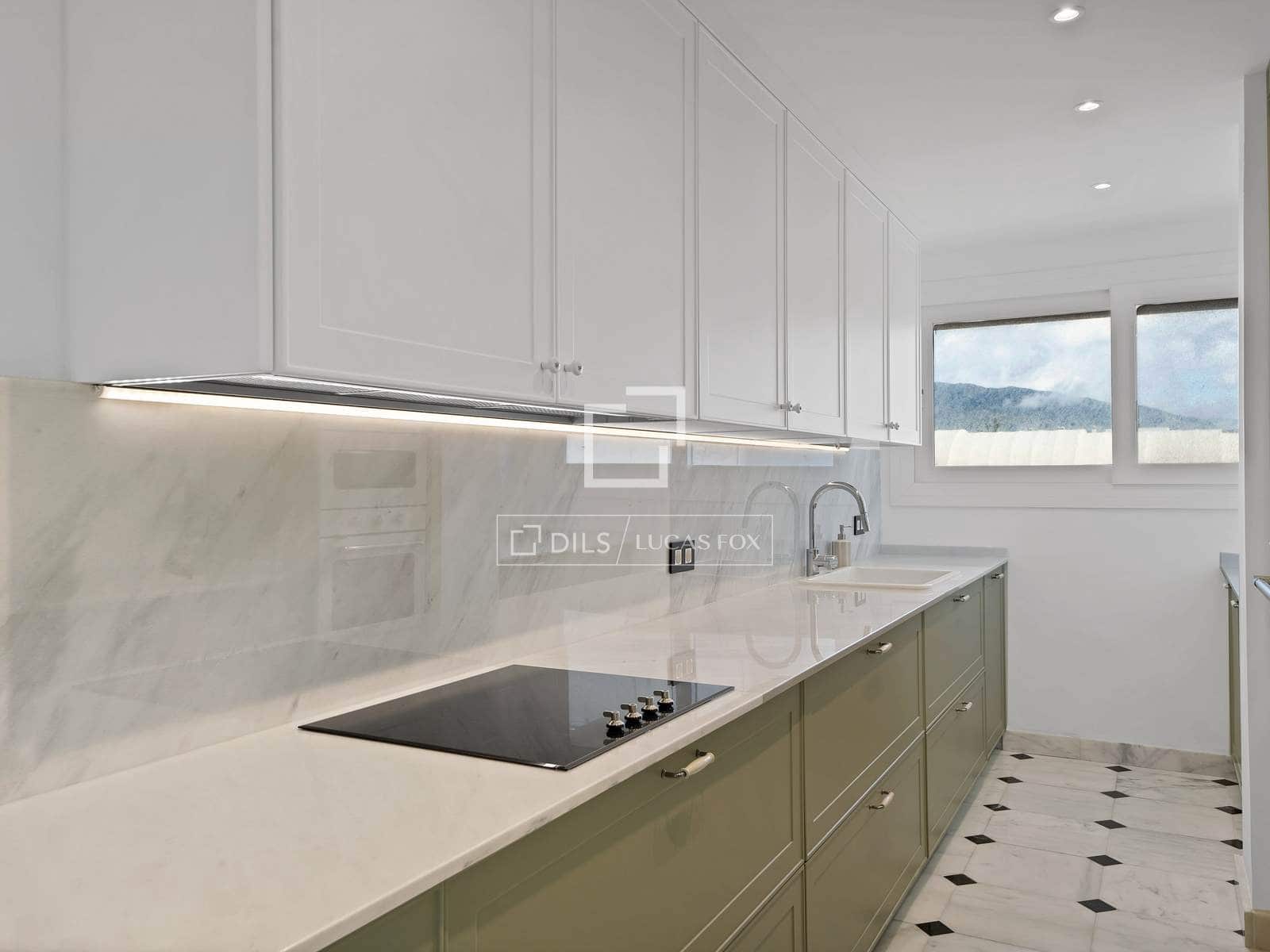 Apartamento de 3 habitaciones en Marbella en venta con piscina garaje - 1.195.000 € (Ref: 9598178)