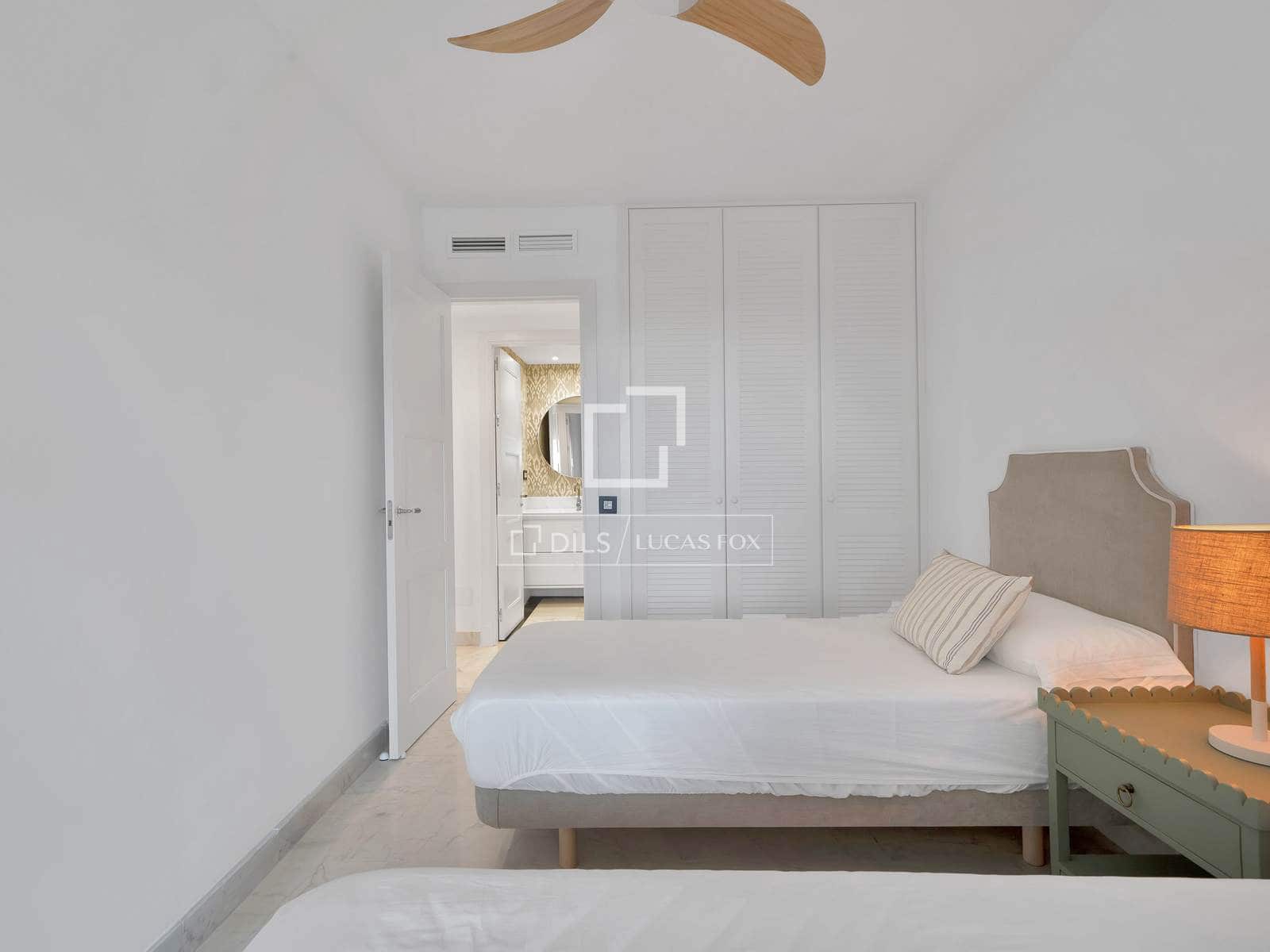 Apartamento de 3 habitaciones en Marbella en venta con piscina garaje - 1.195.000 € (Ref: 9598178)