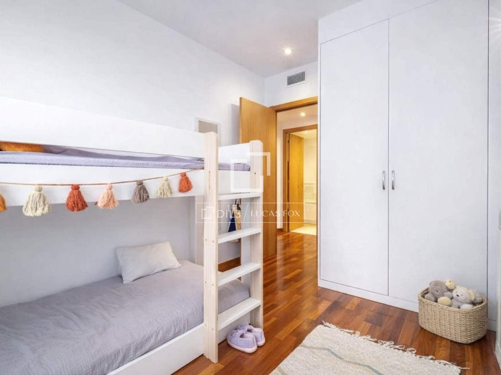 4 soverom Leilighet til salgs i Sant Cugat del Valles med svømmebasseng garasje - € 695 000 (Ref: 9598179)