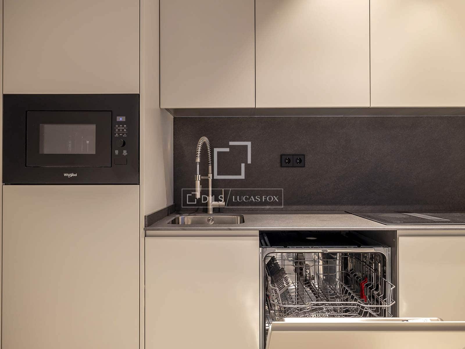 Appartamento in vendita in Barcelona citta - 919.000 € (Rif: 9598323)