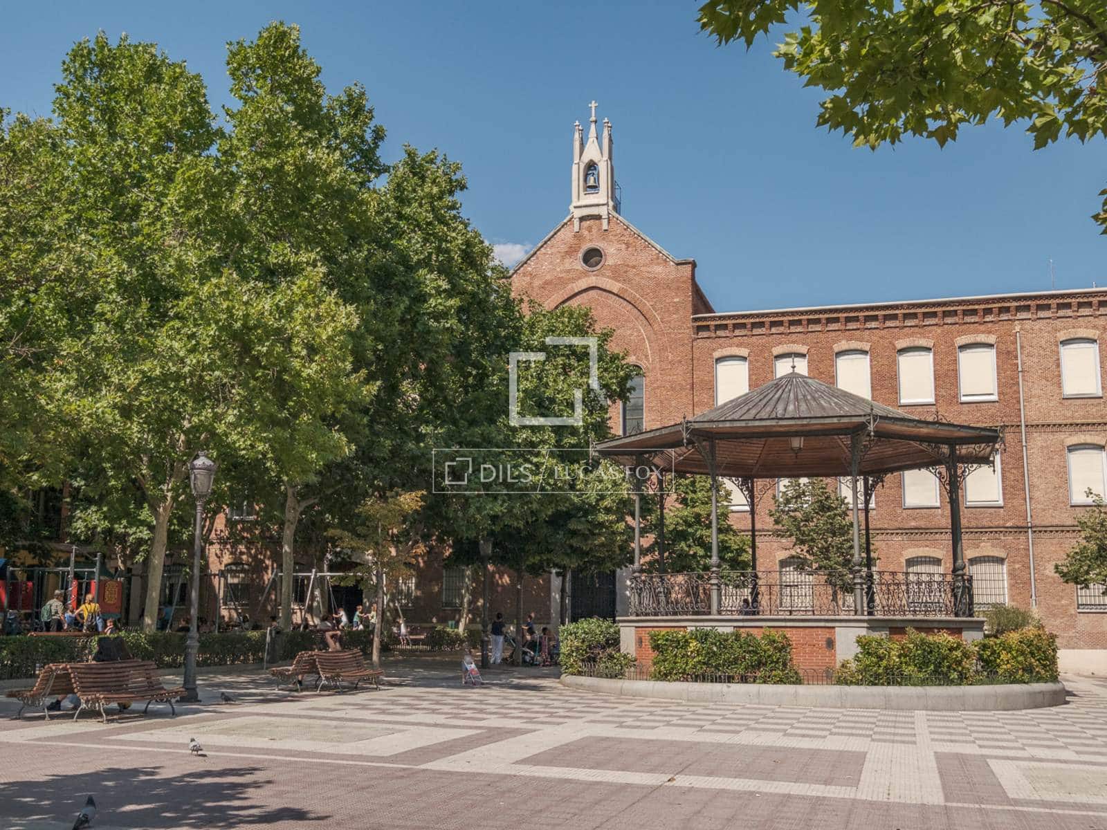 3 soveværelse Lejlighed til salg i Madrid by - € 960.000 (Ref: 9598324)