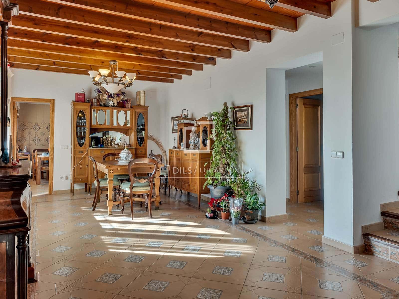 6 slaapkamer Villa te koop in Teulada - € 2.495.000 (Ref: 9598326)